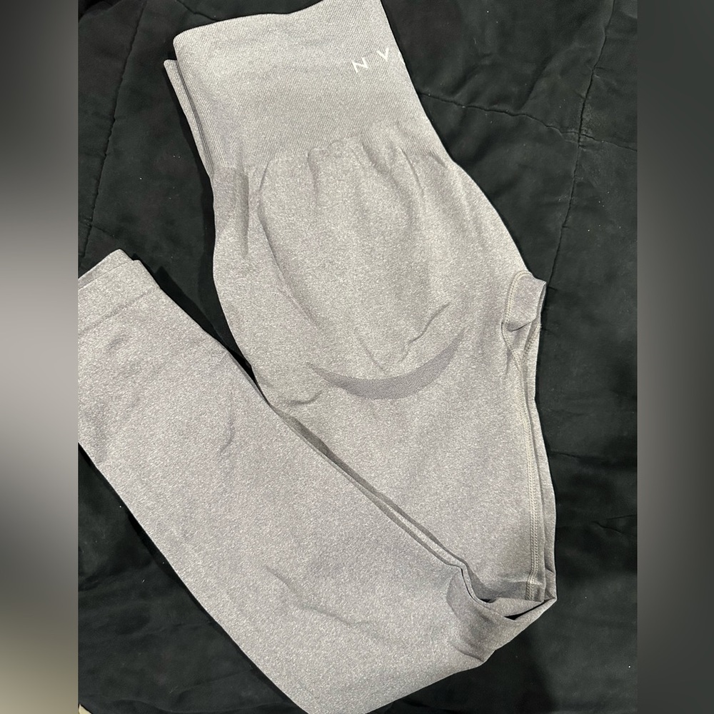 NVGTN Contour Leggings